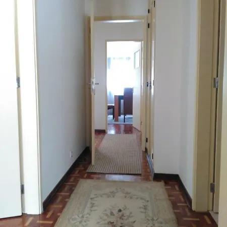 Simoes De Castro Flat 아파트 *